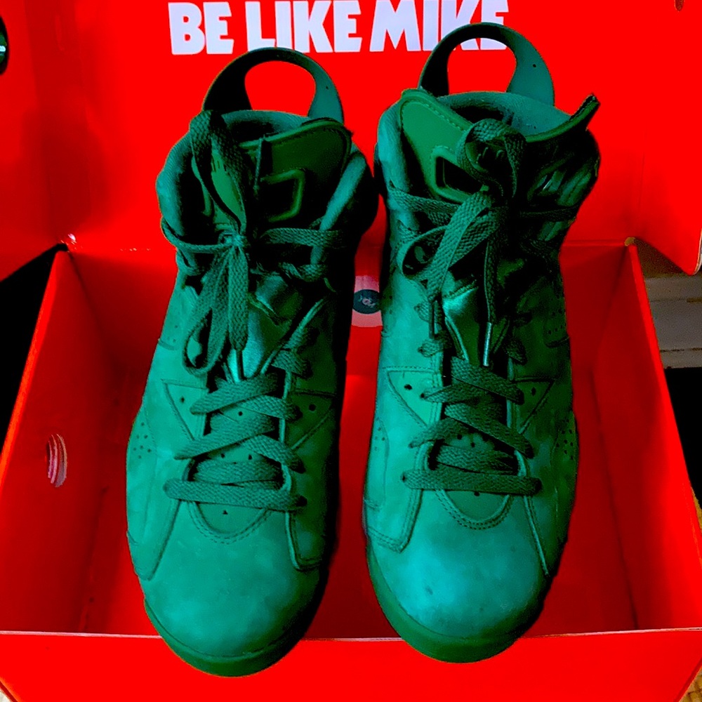 🔥🔥🔥Pine Green Authentic 💚💚Air Jordan Gatorade Retro👟👟👟